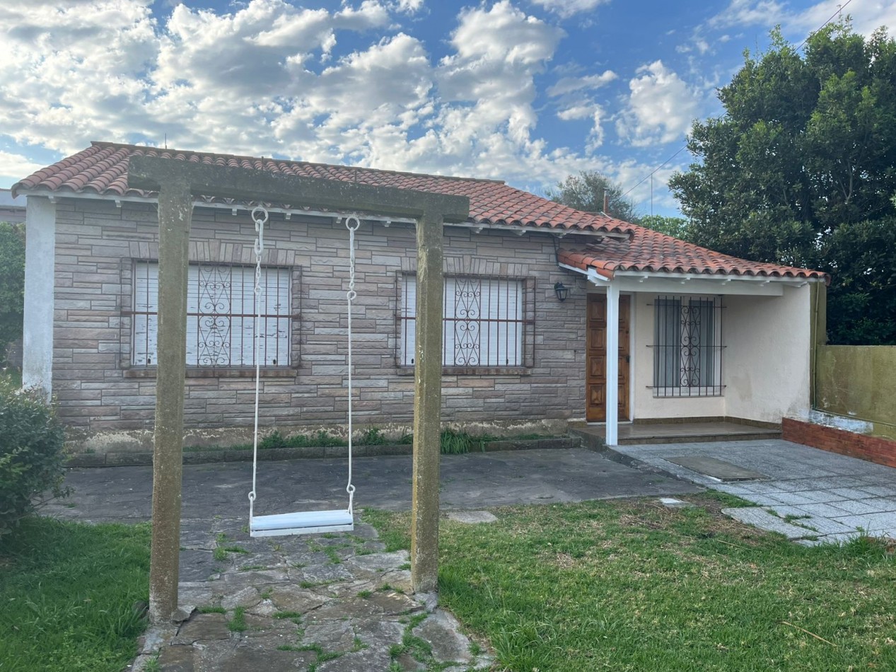 CHALET+ DEPARTAMENTO + COCHERA + LOTE LINDERO