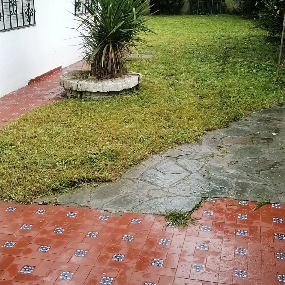 CHALET DE 4 DORMITORIOS Y 3 BAÑOS EN FARO NORTE