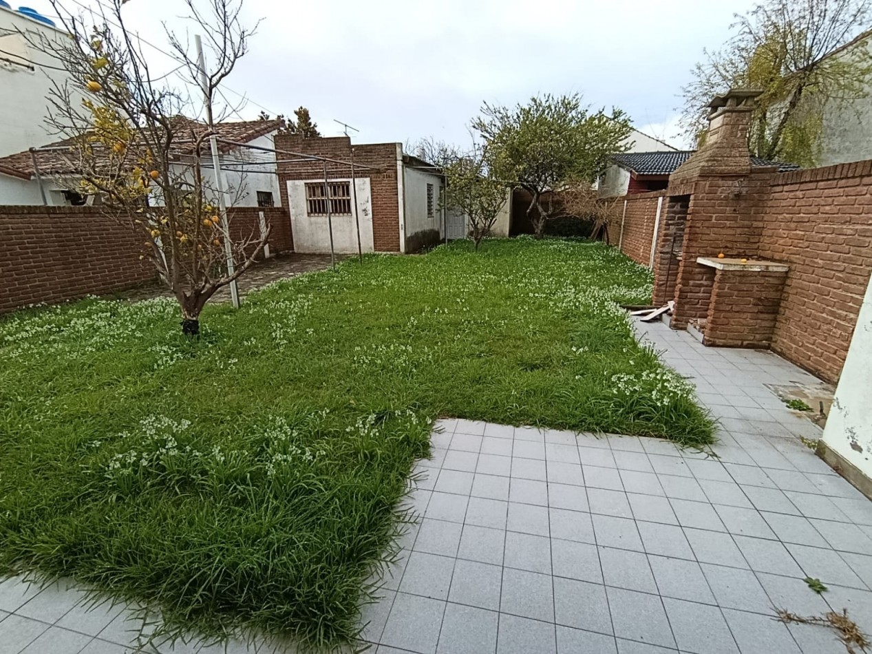 HERMOSO CHALET Y DEPARTAMENTO EN FARO PUNTA MOGOTES