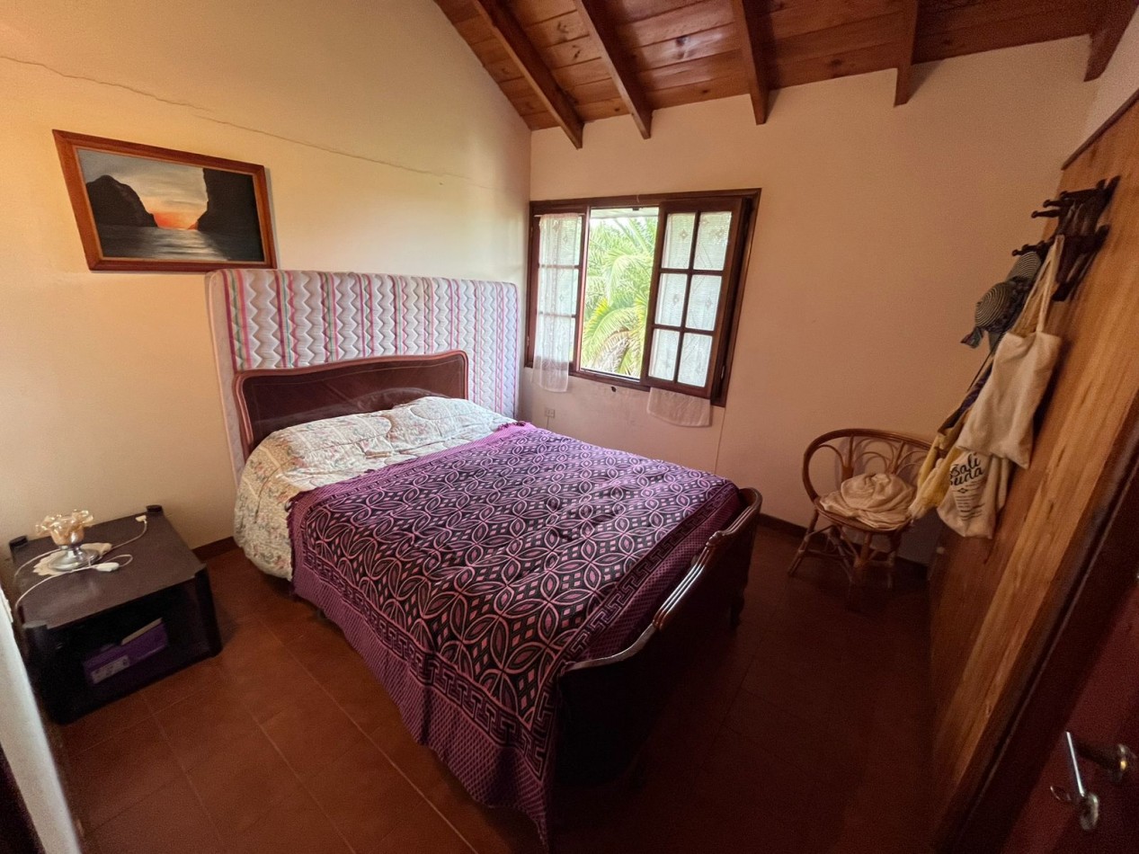 CHALET EN 2 PLANTAS Y CON DOS LOTES.