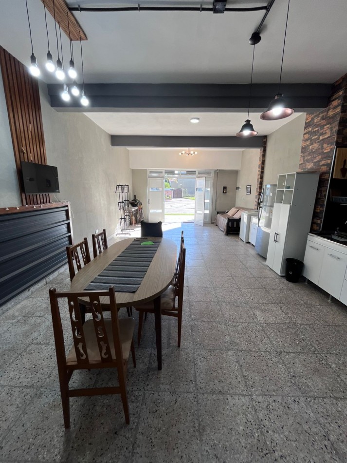 LOCAL TRANFORMADO A VIVIENDA