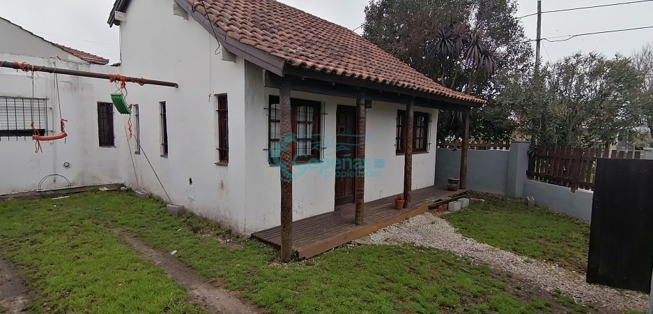 OPORTUNIDAD CHALET EN PUNTA MOGOTES